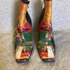 Amazing Heeled Boots that tell a story